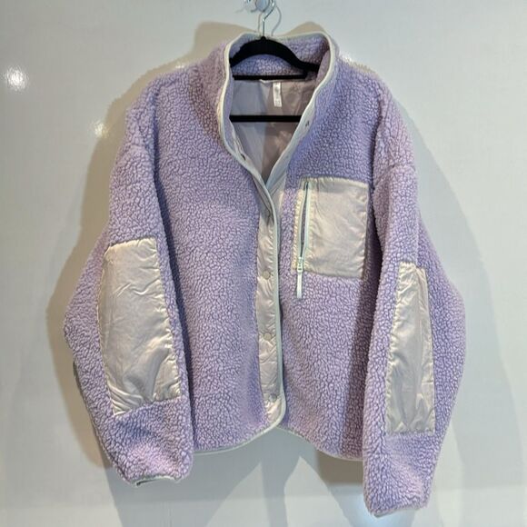 Fabletics Sherpa lavender and cream jacket SZ XXL-1X - Picture 3 of 11